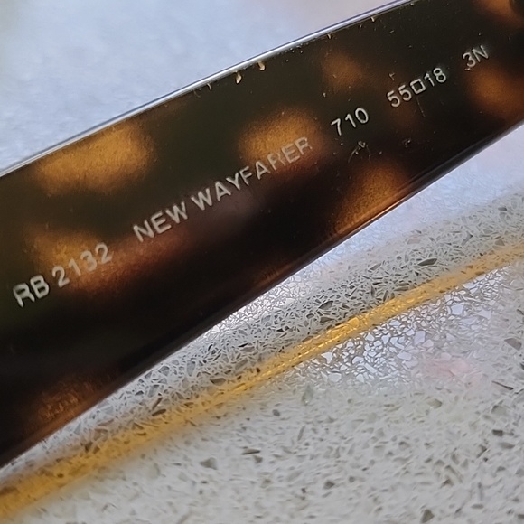 Ray Ban Wayfarers tortoise shell unisex - Picture 5 of 5